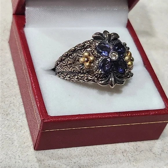 Barbara Bixby Solid
Sterling Silver 18K Gold
Amethyst Topaz Flower
Ring size 10 - Picture 5 of 10